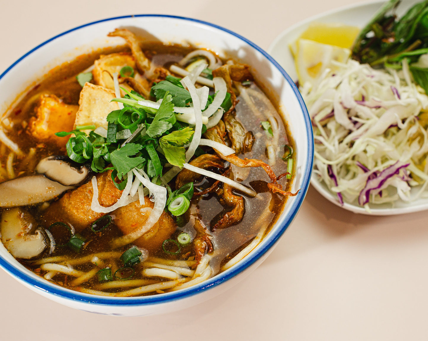 BÚN BÒ HUẾ CHAY (VE, V) - BÚN BÒ HUẾ CHAY