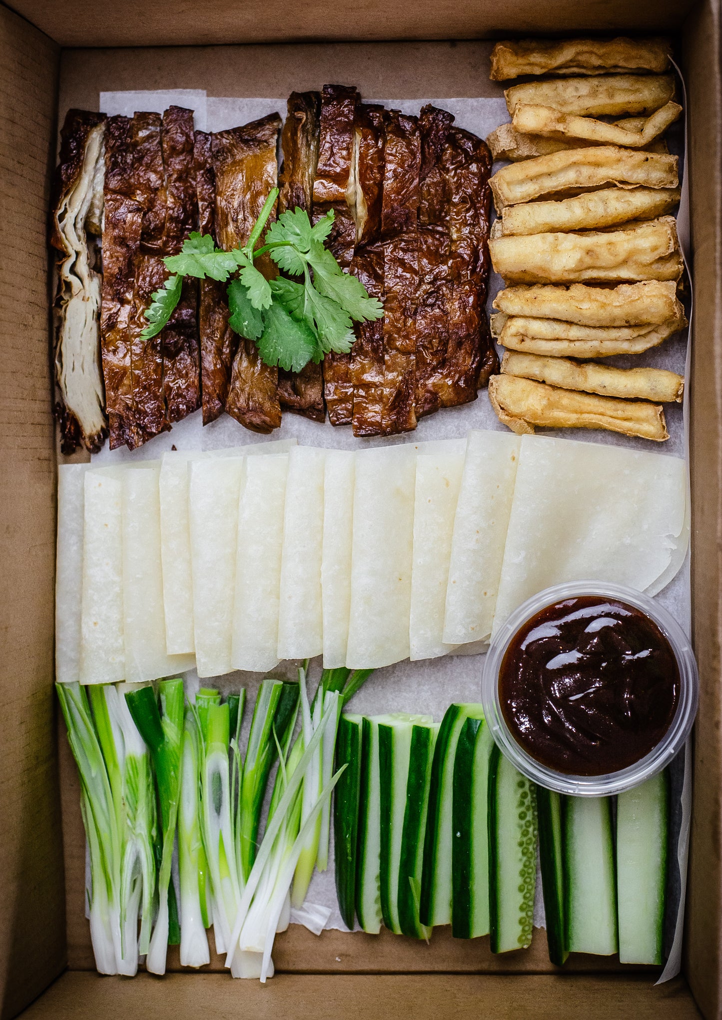 Bánh xèo vịt quay Bắc Kinh chay (VE, V) (Set Canape)