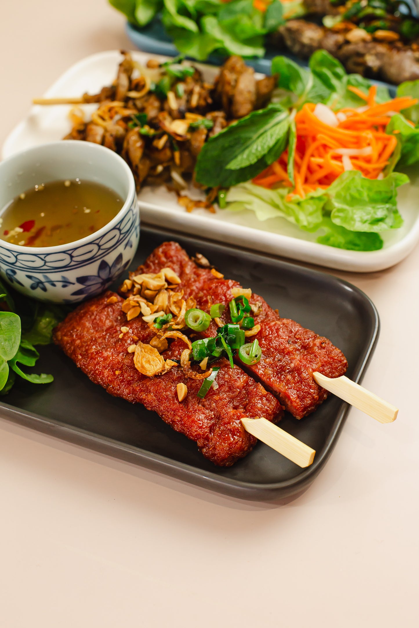 炭烤猪肉串 (GF) - NƯỚNG LỤI